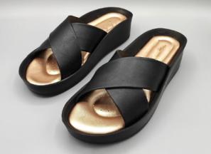 بهترین صندل زنانه طبی + قیمت خرید عالی